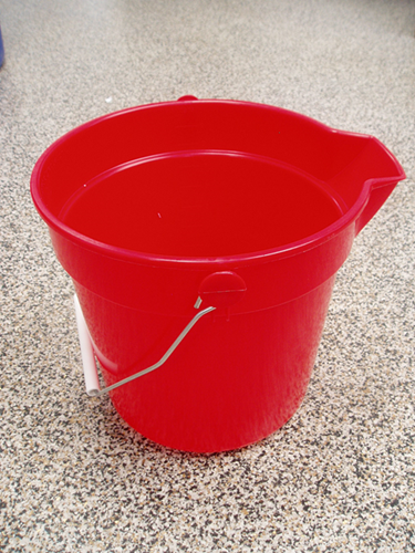 Picture of Bucket Huskee 9 liters